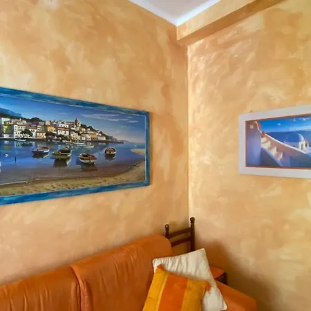 Apartment Casa Maurizio In Centro Di Diano