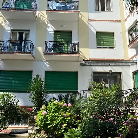 Casa Maurizio In Centro Di Diano *